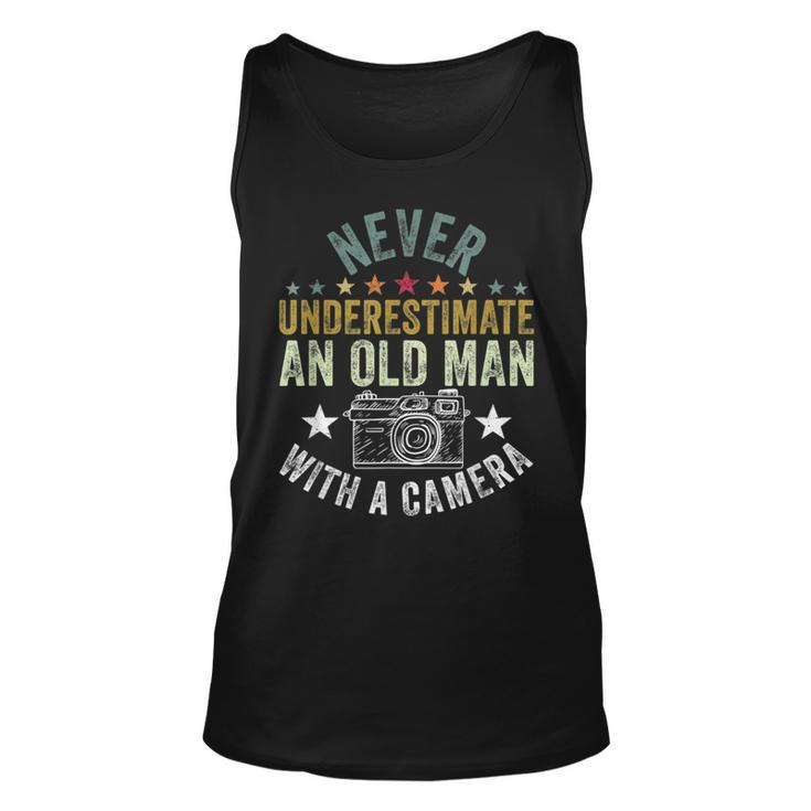 Never Underestimate An Old Man With A Camera Lover Cameraman Old Man Tank Top
