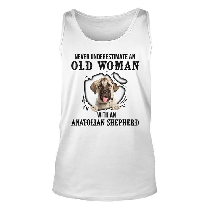Never Underestimate An Old Woman With An Anatolian Shepherd Old Woman Tank Top