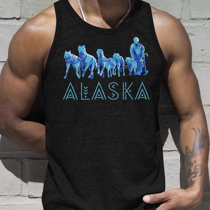 Alaska Sled Dogs Mushing Team Snow Sledding Mountain Scene Tank Top Gifts for Him