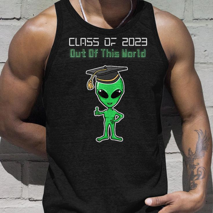 Class Of 2023 Graduation Alien Graduate Funny Grad Sci Fi Unisex Tank Top Gifts for Him