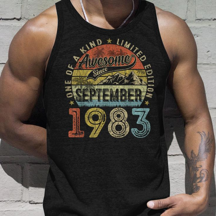 40 Year Old September 1983 Vintage 40Th Birthday Tank Top Gifts for Him
