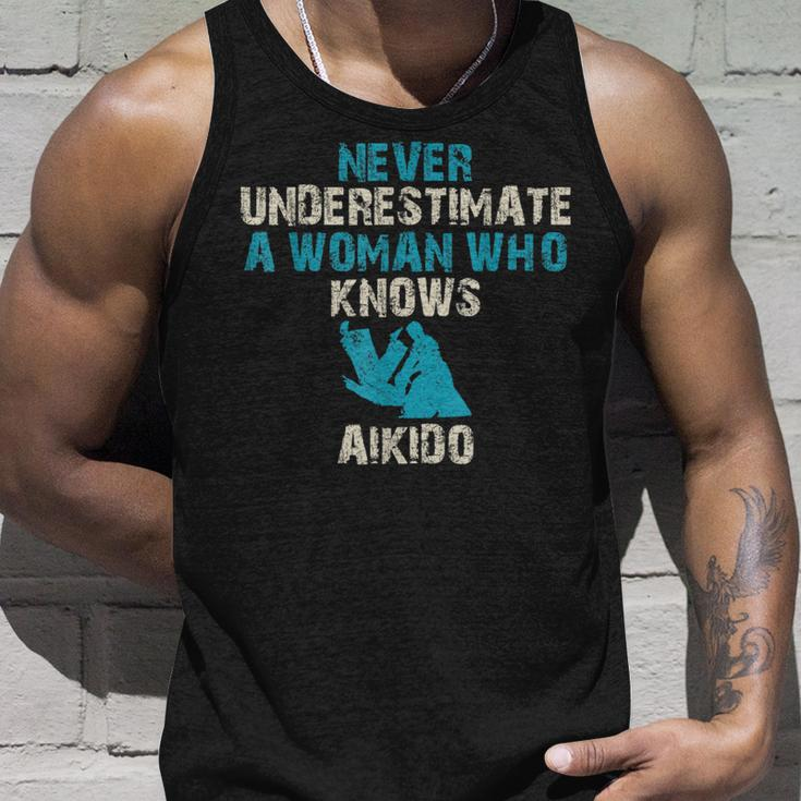 Never Underestimate A Woman Who Knows Aikido Quote Funny Unisex Tank Top Gifts for Him