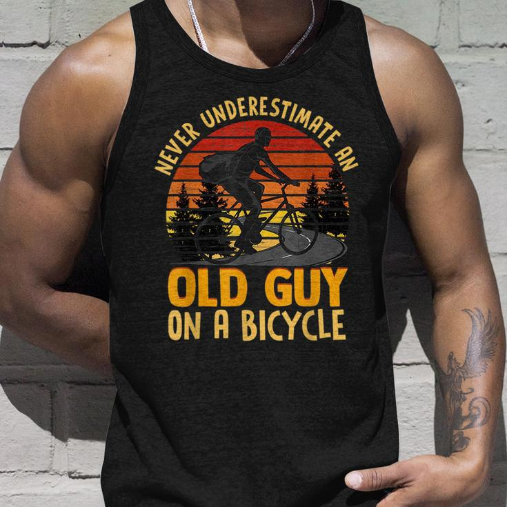 Never Underestimate An Old Guy On A Bicycle Vintage Cycling Unisex Tank Top Gifts for Him