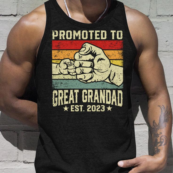Promoted To Great Grandad Est 2023 Vintage New Dad For Dad Tank Top Gifts for Him