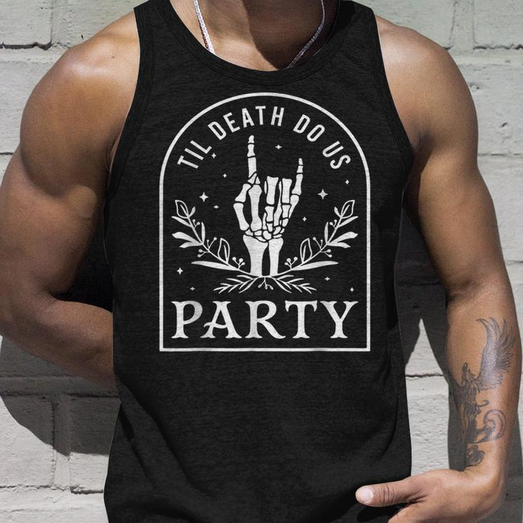 Til Death Do Us Party Retro Halloween Bachelorette Matching Tank Top Gifts for Him