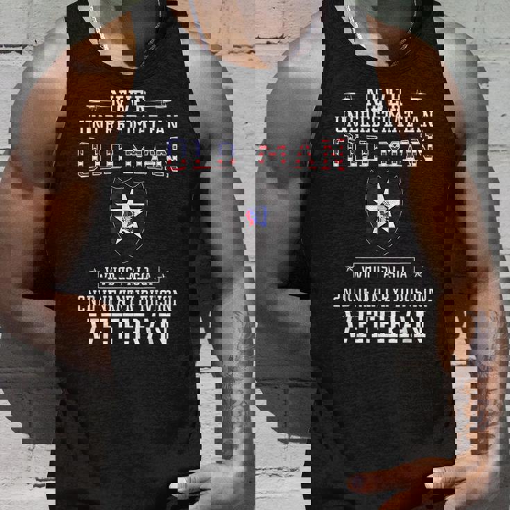 Never Underestimate A 2Nd Infantry Division Veteran Veteran Tank Top Gifts for Him