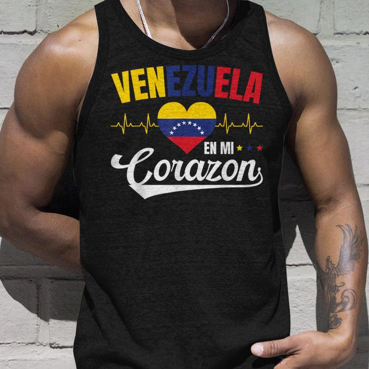 Venezuela En Mi Corazon Souvenirs For Your Native Country Tank Top Gifts for Him