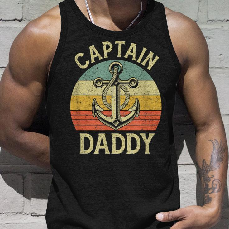 Vintage Captain Daddy Boat Pontoon Dad Fishing Sailor Anchor Tank Top Gifts for Him