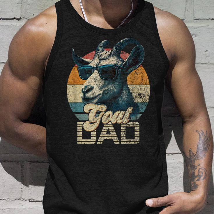 Vintage Retro Goat Dad Best Goat Daddy Funny Fathers Day Unisex Tank Top Gifts for Him