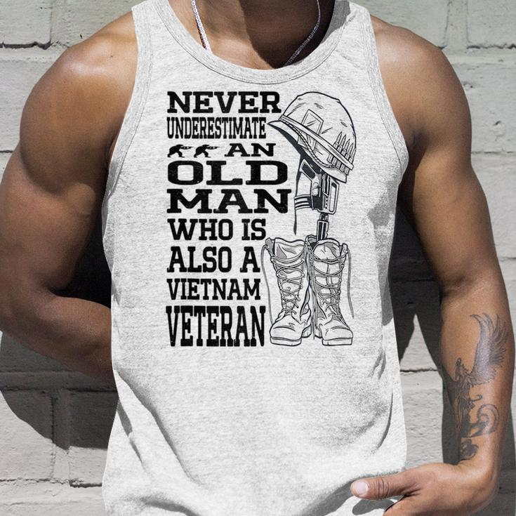 Never Underestimate An Old Man Vietnam Veteran Patriotic Dad Unisex Tank Top Gifts for Him