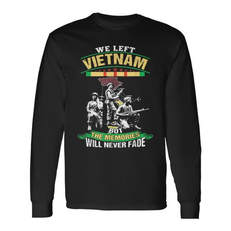Classic War Veteran Us Flag Slodier Combat Boot Vietnam Army Long Sleeve T-Shirt T-Shirt
