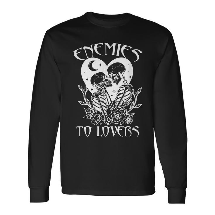 Enemies To Lovers Skeleton Bookish Romance Reader Book Club Long Sleeve T-Shirt T-Shirt