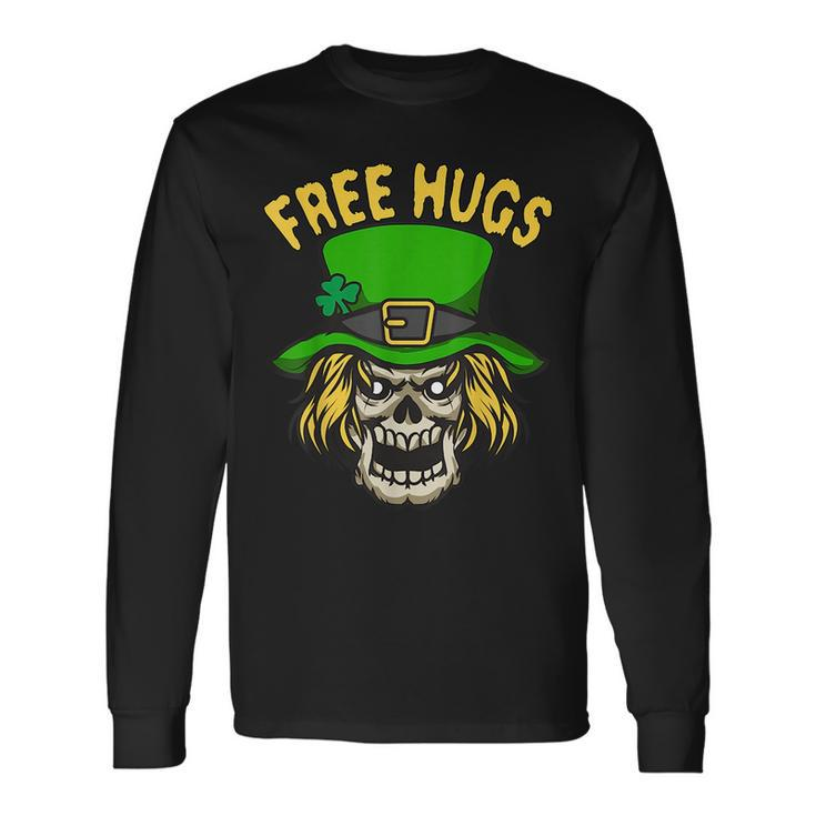 Free Hugs From Scary Leprechaun For St Patrick Halloween Long Sleeve T-Shirt T-Shirt