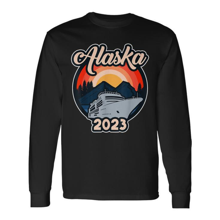 Retro Alaskan Cruise 2023 Cruising To Alaska Boat Ship Long Sleeve T-Shirt