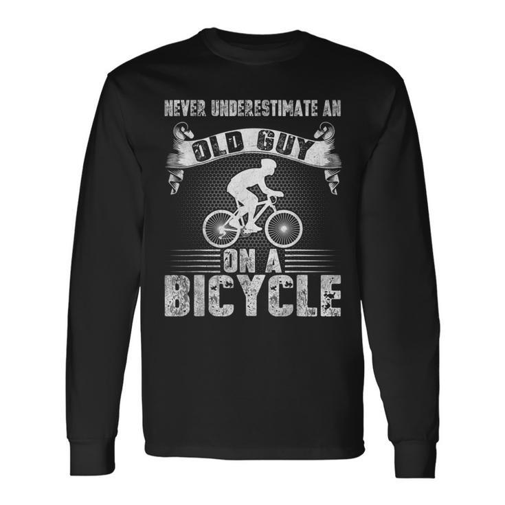 Vintage Never Underestimate An Old Guy On A Bicycle Cycling Cycling Long Sleeve T-Shirt T-Shirt