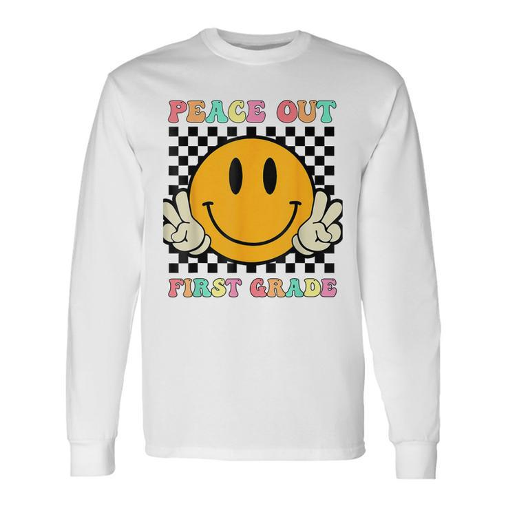 Hippie Smile Face Peace Out First 1St Grade Class Of 2023 Long Sleeve T-Shirt T-Shirt
