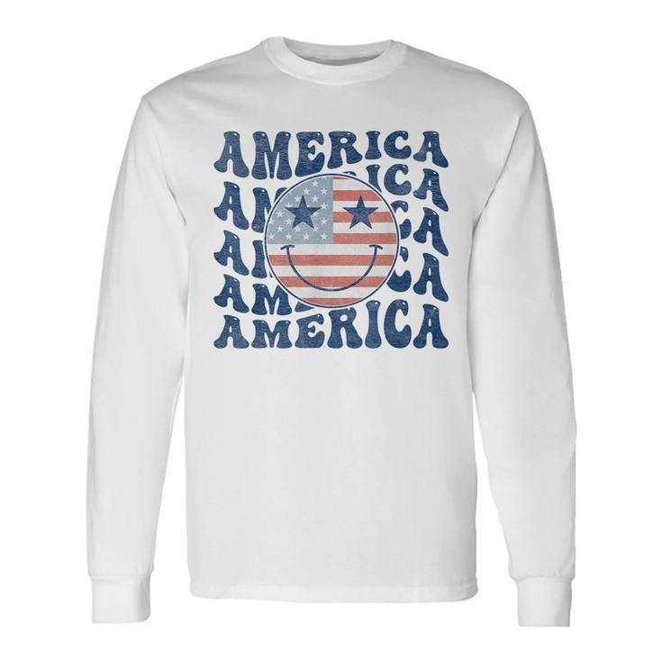 Retro Groovy America Usa Smile Face Patriotic 4Th Of July Patriotic Long Sleeve T-Shirt T-Shirt