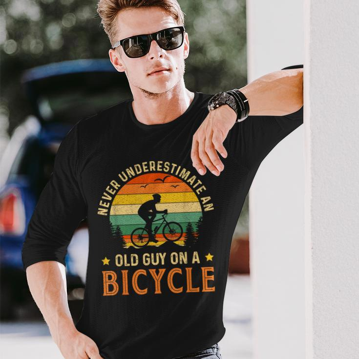 Bike Vintage Never Underestimate An Old Guy On A Bicycle Long Sleeve T-Shirt Gifts for Him