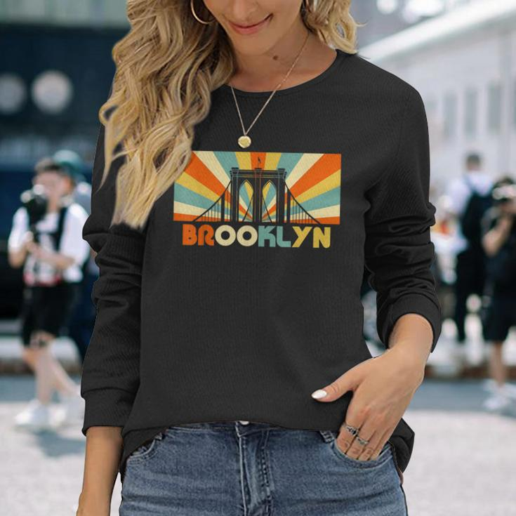 Brooklyn Bridge 70S Retro Vintage Souvenir Long Sleeve T-Shirt Gifts for Her