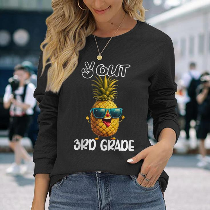 Last Day Of 3Rd Grade Peace Out 3Rd Grade Graduation Long Sleeve T-Shirt T-Shirt Gifts for Her