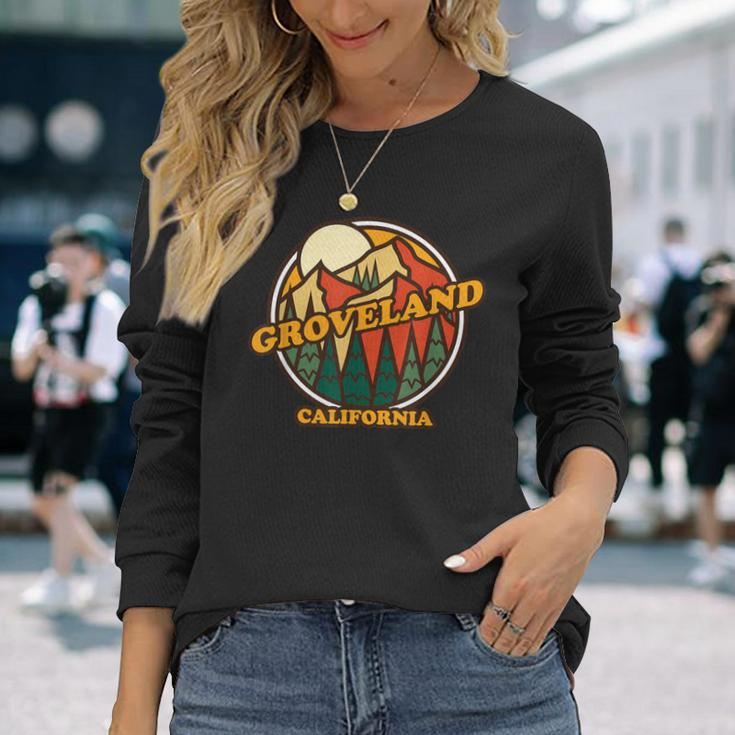 Vintage Groveland California Mountain Hiking Souvenir Print Long Sleeve T-Shirt Gifts for Her