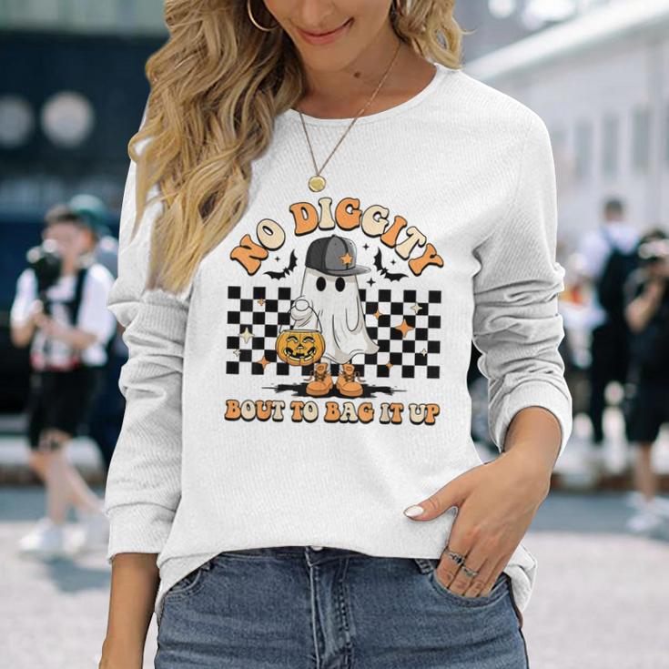 No Diggity Bout To Bag It Up Retro Halloween Spooky Season Long Sleeve T-Shirt Gifts for Her