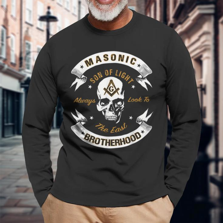 Brothers Son Of Light Always Look To The East Masonic Skull Long Sleeve Gifts for Old Men