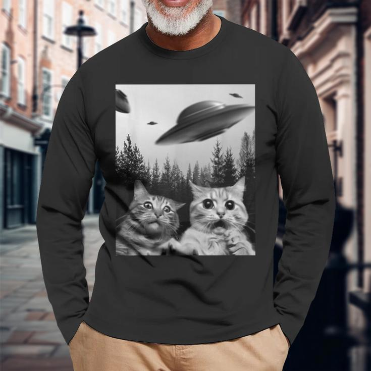 Cat Selfie With Alien Ufo Spaceship Cat Lovers Long Sleeve Gifts for Old Men