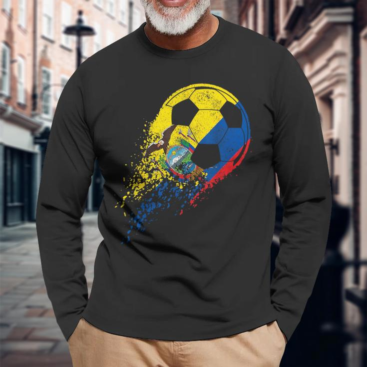 Ecuador Ecuadorian Flag Fan Pride Soccer Player Long Sleeve T-Shirt T-Shirt Gifts for Old Men