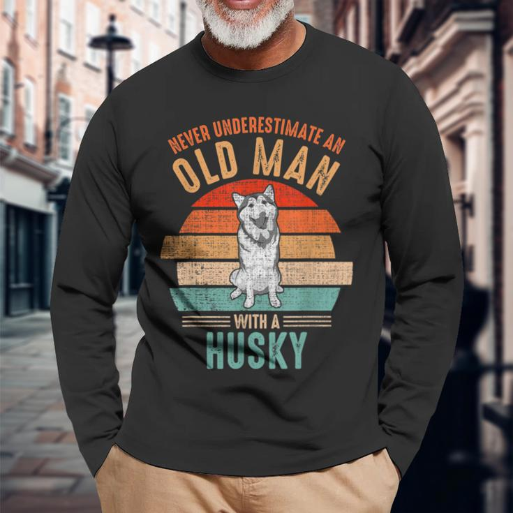 Mb Never Underestimate An Old Man With A Husky Long Sleeve T-Shirt Gifts for Old Men