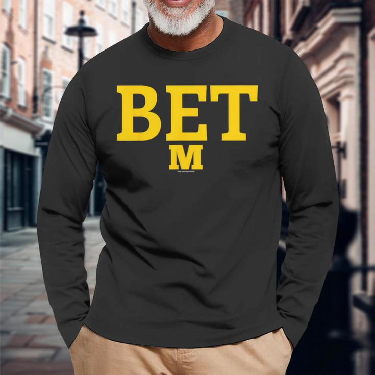 Michigan Bet Vs The World Long Sleeve T-Shirt Gifts for Old Men
