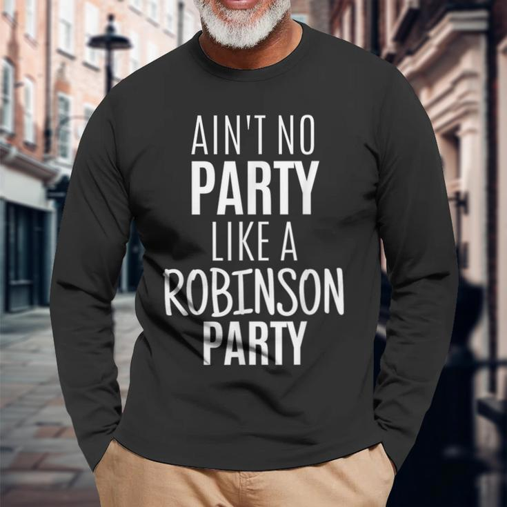 Robinson Surname Family Party Birthday Reunion Idea Long Sleeve T-Shirt Gifts for Old Men