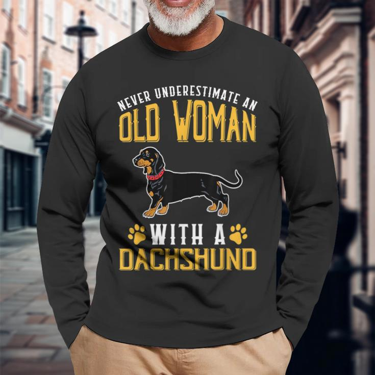 Never Underestimate An Old Woman With A Dachshund Cute Long Sleeve T-Shirt Gifts for Old Men