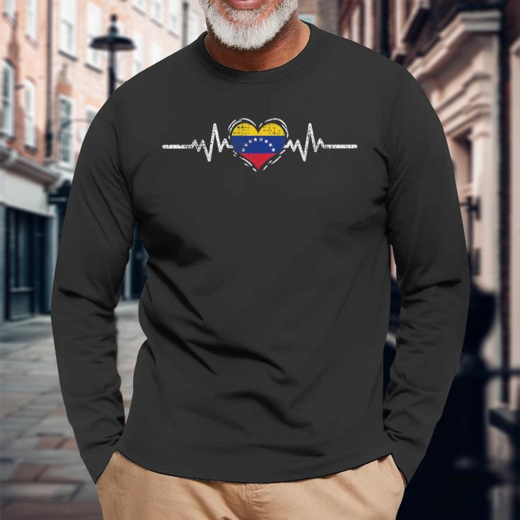 Venezuela Flag Heartbeat Venezuelan Roots Vintage Long Sleeve Gifts for Old Men