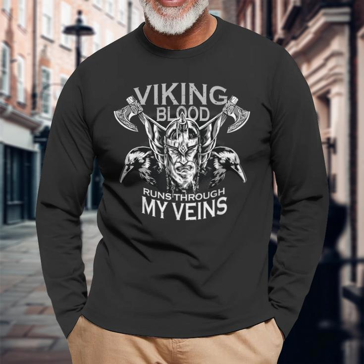 Viking Blood Run Through My Veins Dad Long Sleeve T-Shirt Gifts for Old Men