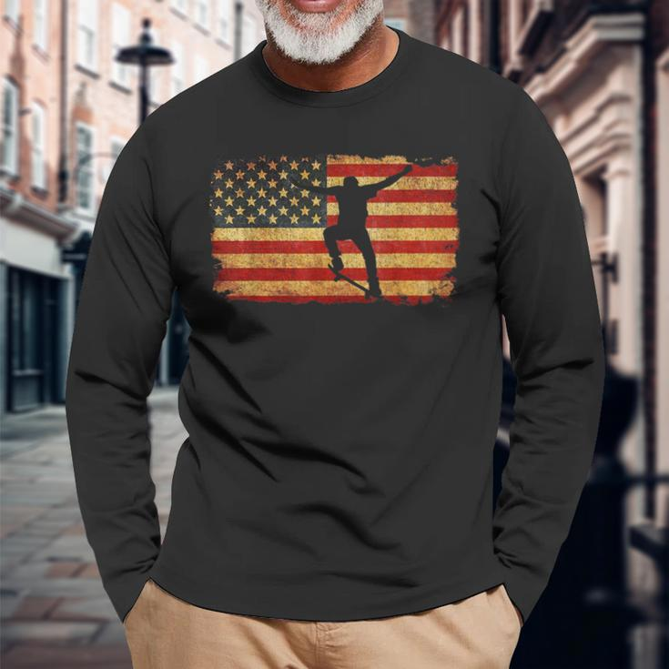 Vintage Us Flag SkateboardingRetro Skateboard Long Sleeve T-Shirt Gifts for Old Men