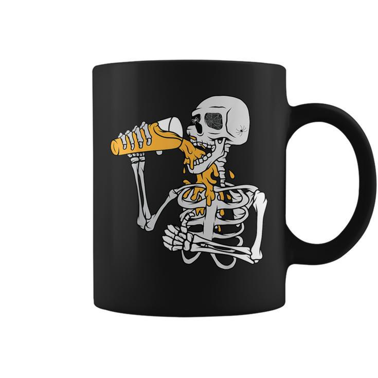 Skeleton Loves Drinking Beer Oktoberfest Halloween Coffee Mug