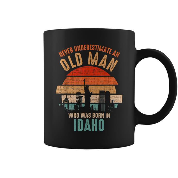 Mb Never Underestimate An Old Man Born In Illinois Coffee Mug