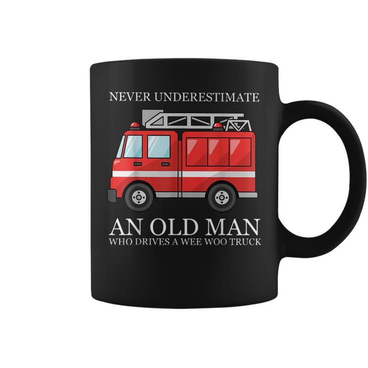 Never Underestimate An Old Man Who Drivers A Wee Woo Truck Coffee Mug
