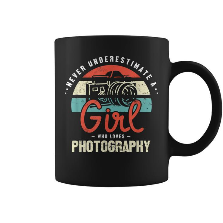 Never Underestimate A Girl Who Photography Photographer Coffee Mug