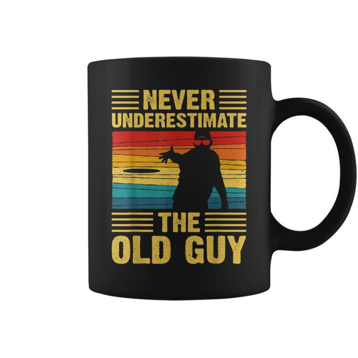 Never Underestimate The Old Guy Disc Golf Vintage Coffee Mug