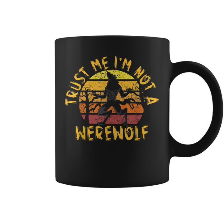 Vintage Trust Me I´M Not A Werewolf Full Moon Wolf Halloween Gifts For Wolf Lovers Funny Gifts Coffee Mug