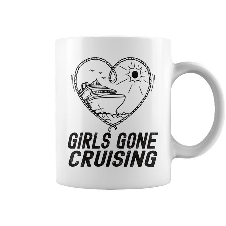 Girls Gone Cruising 2023 Fun Cruise Party Design Women Girls  Coffee Mug
