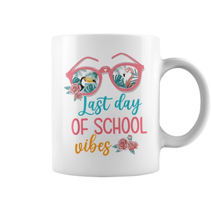 Hello Summer Floral Flamingo Happy Last Day Of School Vibes  Coffee Mug