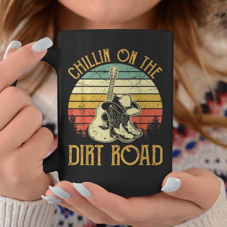 Vintage Chillin On The Dirt Road Retro Country Music Western Coffee Mug Funny Gifts