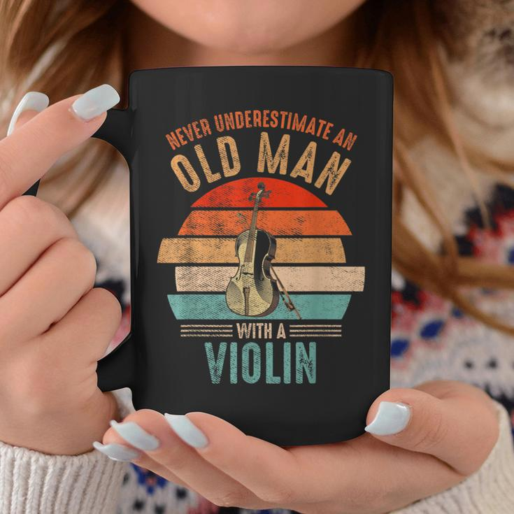 Vintage Never Underestimate An Old Man With A Violin Coffee Mug Funny Gifts