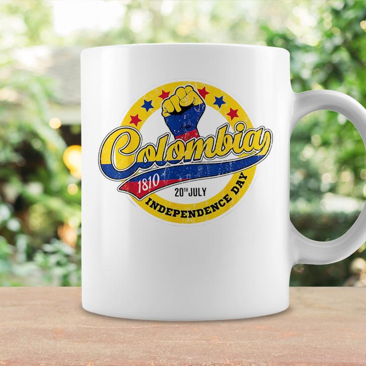 Colombian Independence Day Colombia Flag Retro Vintage Style Colombia Funny Gifts Coffee Mug Gifts ideas