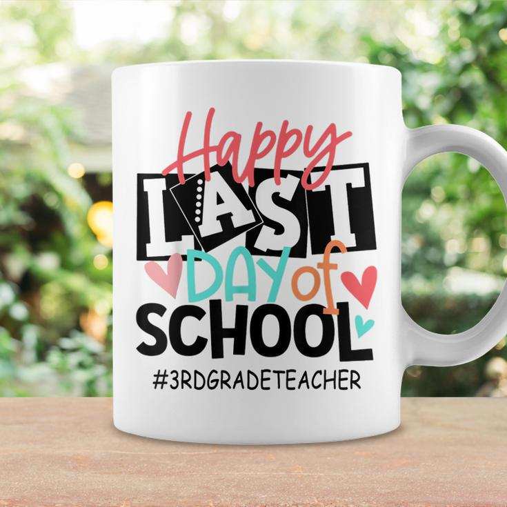 Happy Last Day Of School 3Rd Grade Teacher Graduation Funny Coffee Mug Gifts ideas