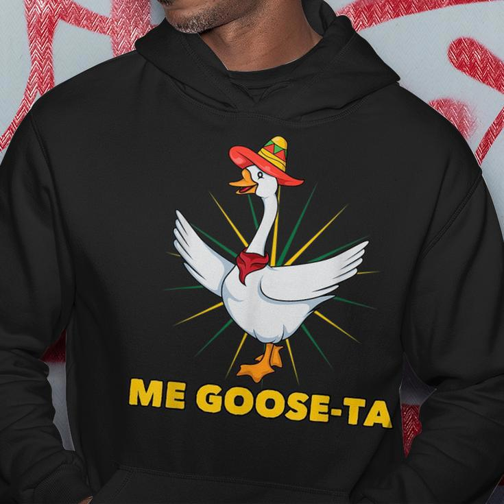 Me Goose-Ta Funny Mexican Spanish Goose Language Pun Gift Hoodie Unique Gifts
