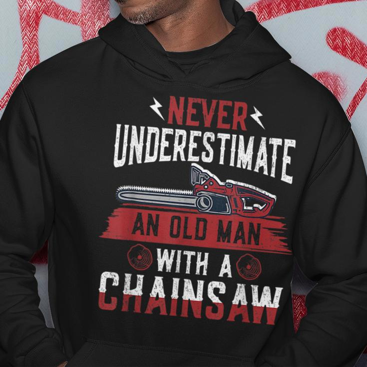Never Underestimate An Old Man Chainsaw Lumberjack Hoodie Funny Gifts